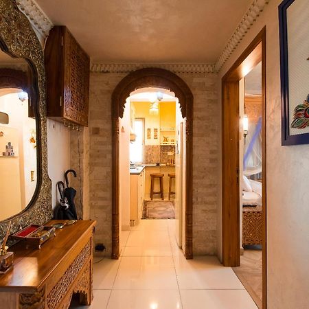 Hidden Gem Antique Apt With Stunning City Views Bukarest Exterior foto