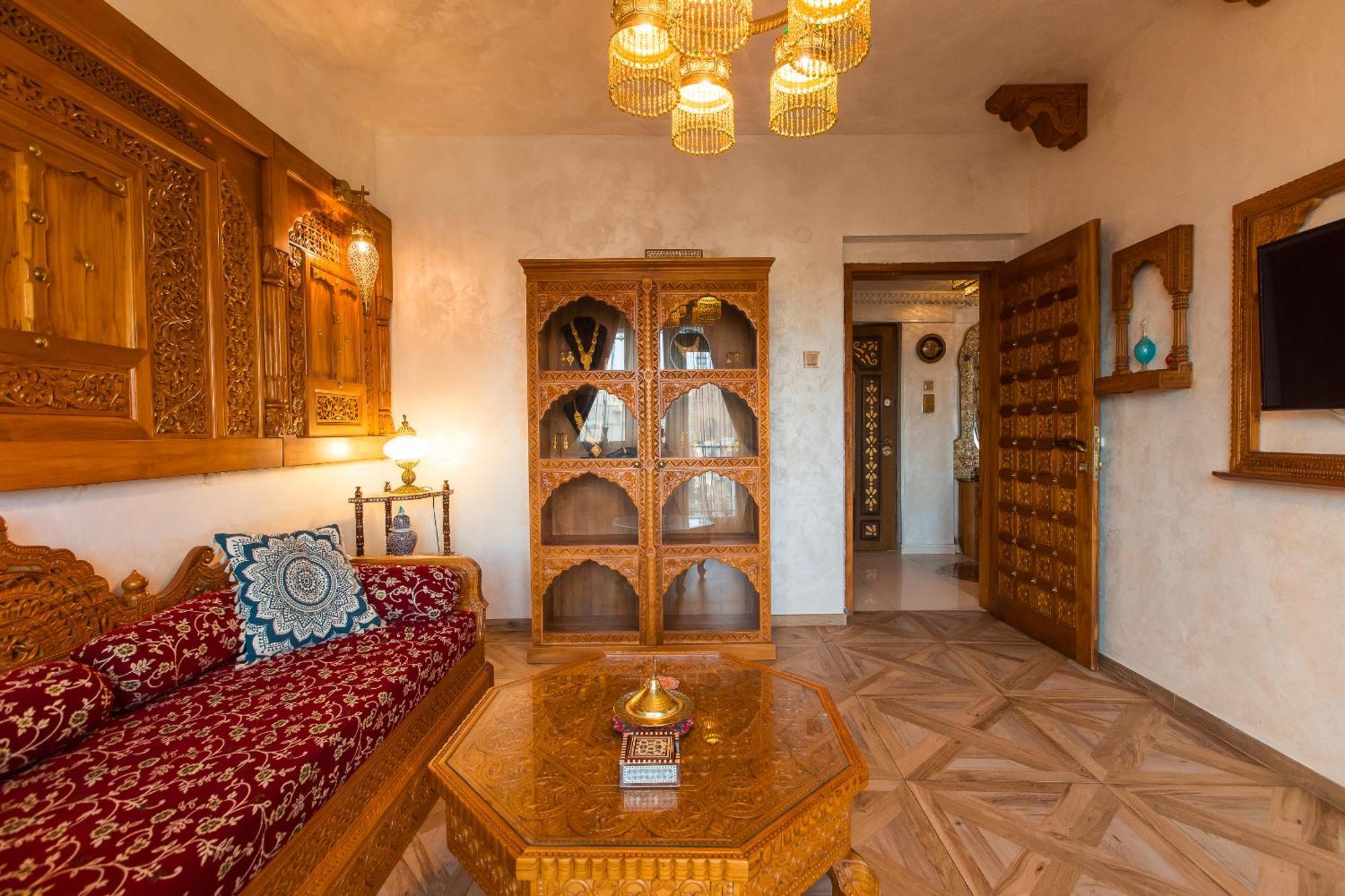 Hidden Gem Antique Apt With Stunning City Views Bukarest Exterior foto